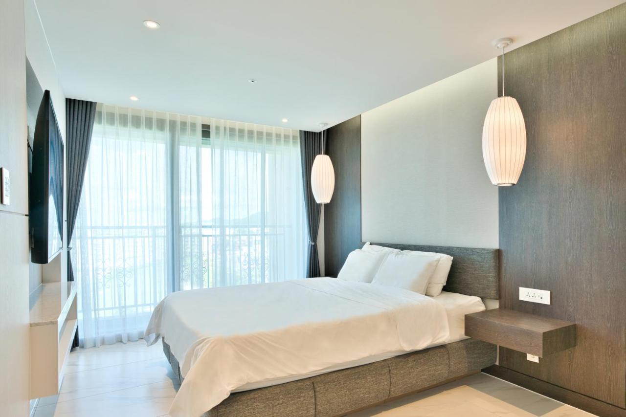 Hotel De Aewol Jeju